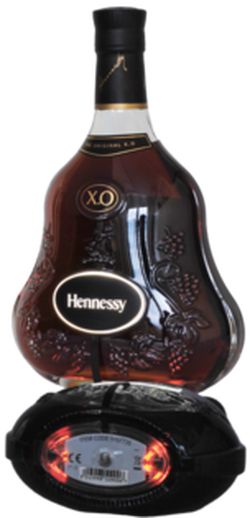 Hennessy XO Cognac + Svetlo 40% 0,7L