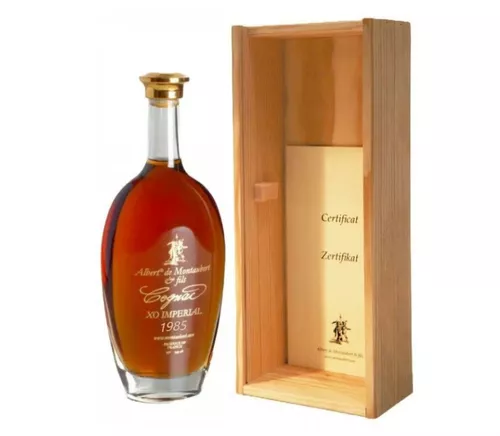 Albert De Montaubert 1985 v dreve, GIFT