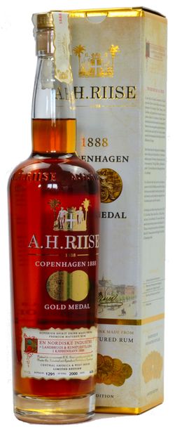 A.H. Riise 1888 Copenhagen gold medal rum 40% 0,7L (kartón)